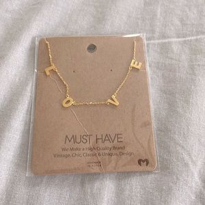 Price DROP ✔️ NWT LOVE necklace